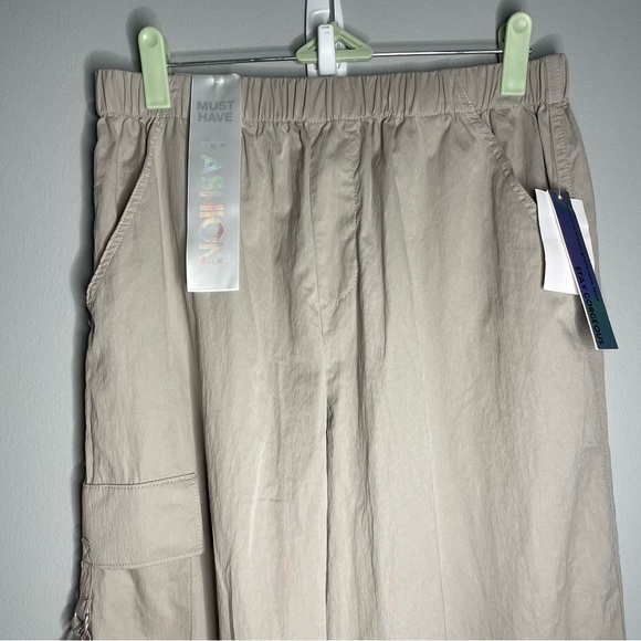 TINSELTOWNS NWT Juniors' Tinseltown D-Ring Cargo Parachute Pants SZ/SM - Picture 13 of 15